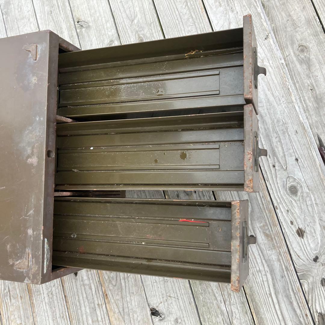 昭和レトロ クロガネ インダストリアル 6段スチールラック 収納ボックス 古家具