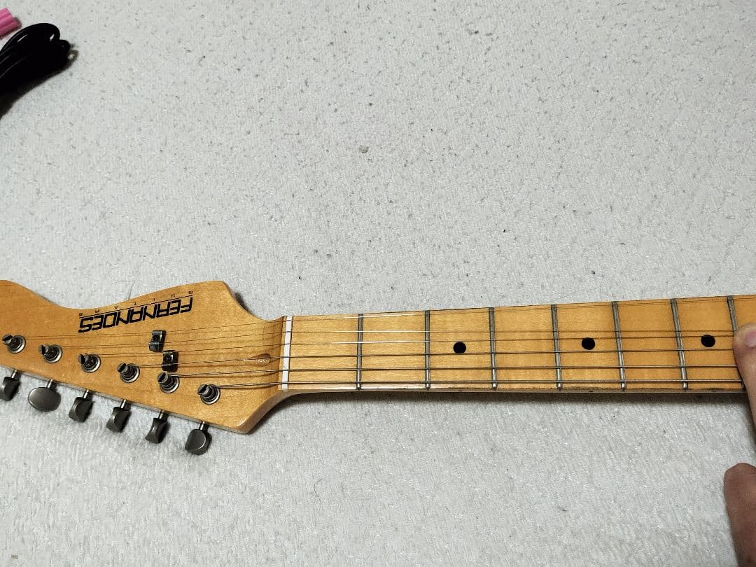 フェルナンデス ストラトキャスター LE-1Z オマケ多数 ケース付き初心者最適