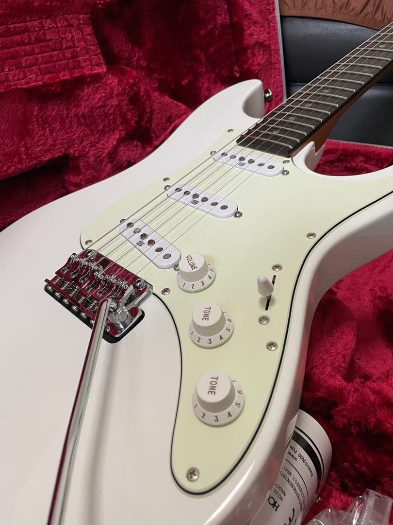 【極美品】Ibanez LM1-LWH・Luca Mantovanelli