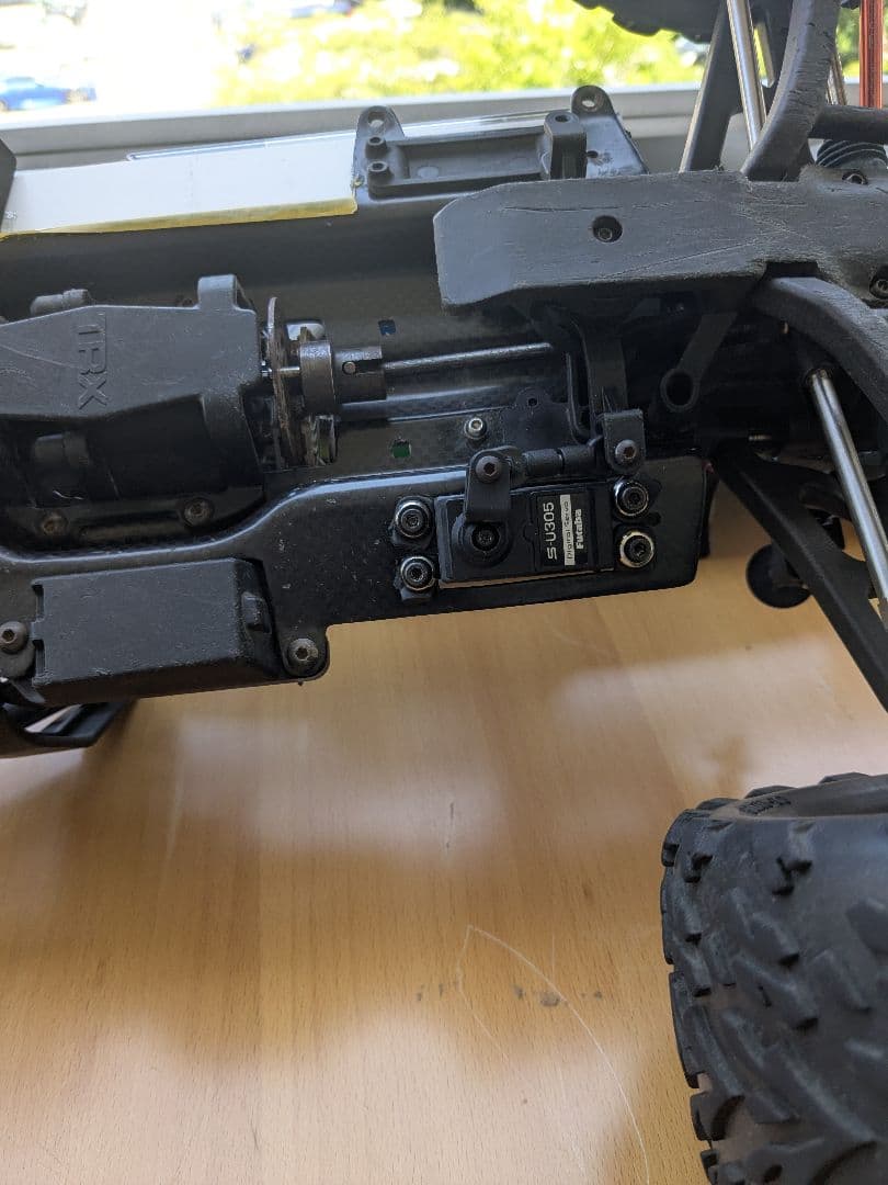 トラクサスレボ　電動仕様変更ラジコン