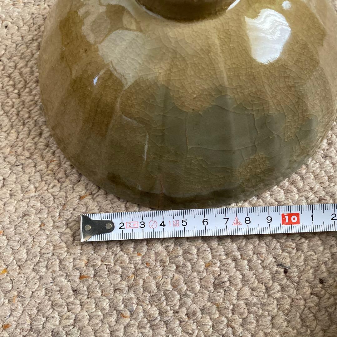 青磁蓮弁紋茶碗　宋代　龍泉窯