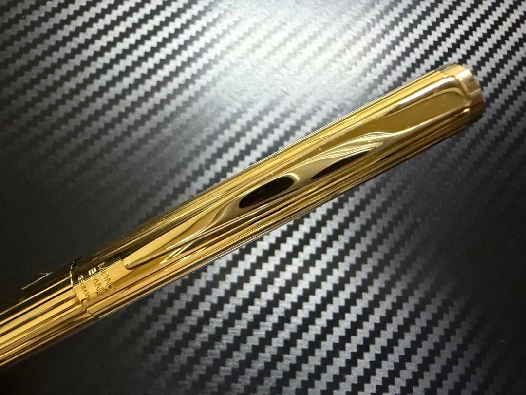 未使用に近い エボナイト芯 モンブラン ノブレス ゴールド EF 極細字 万年筆