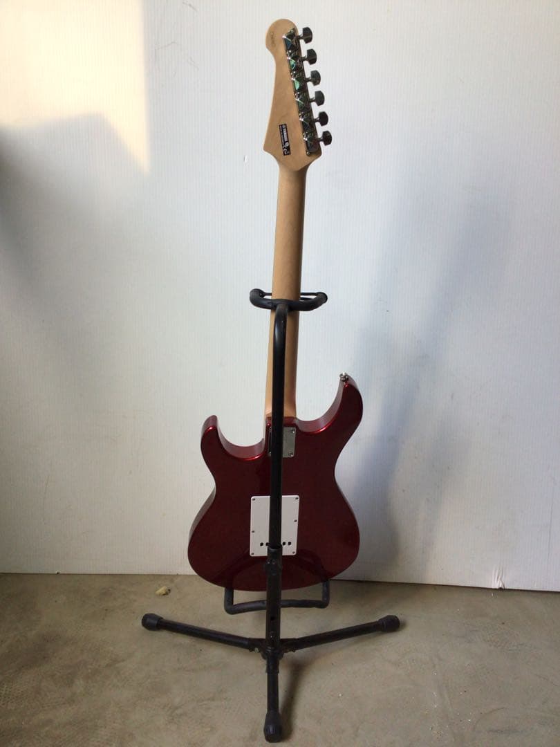 超美品　Yamaha PACIFICA 「012」レッドエレキギター