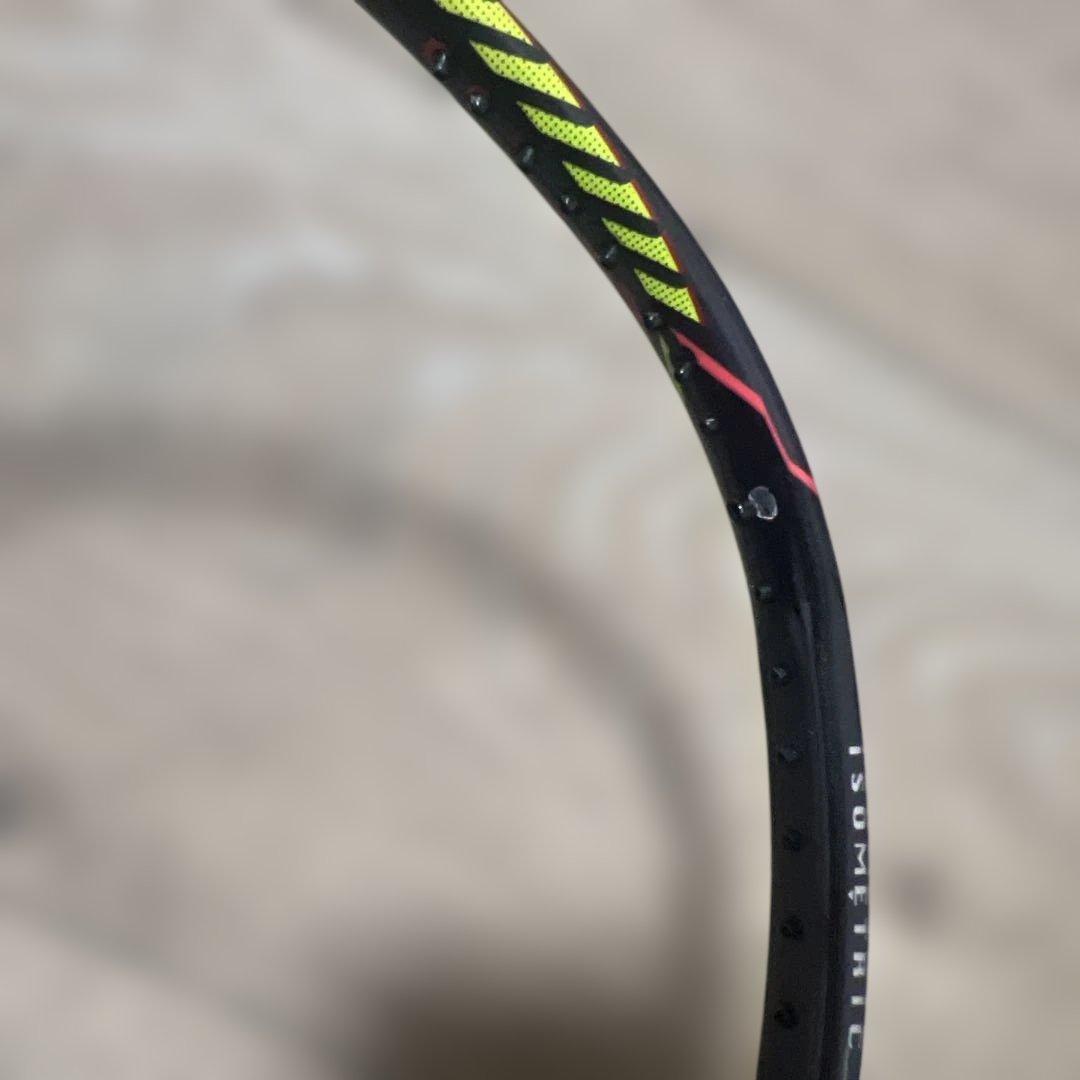 YONEXバドミントンラケットボルトリックリンダンフォース4U2本セットケース無