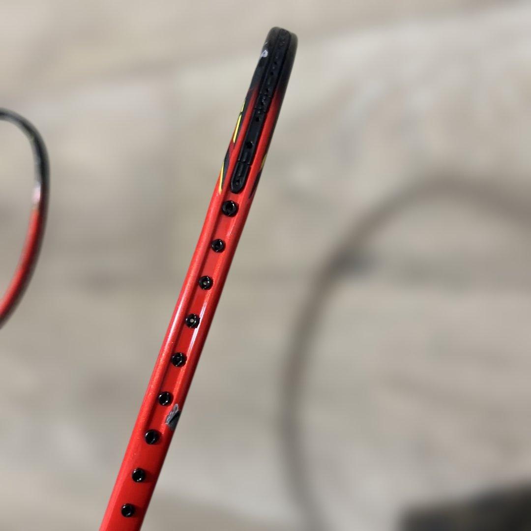 YONEXバドミントンラケットボルトリックリンダンフォース4U2本セットケース無