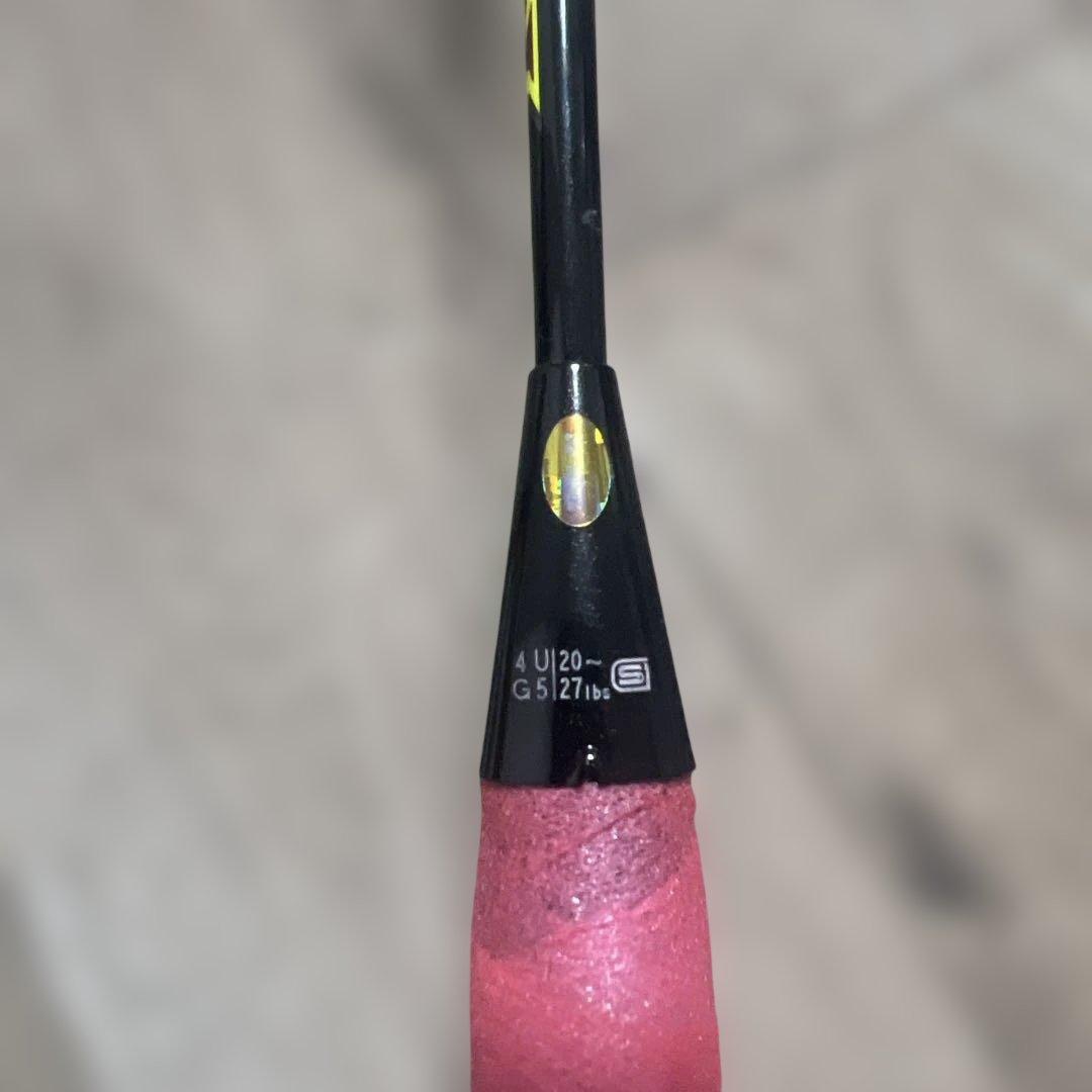 YONEXバドミントンラケットボルトリックリンダンフォース4U2本セットケース無