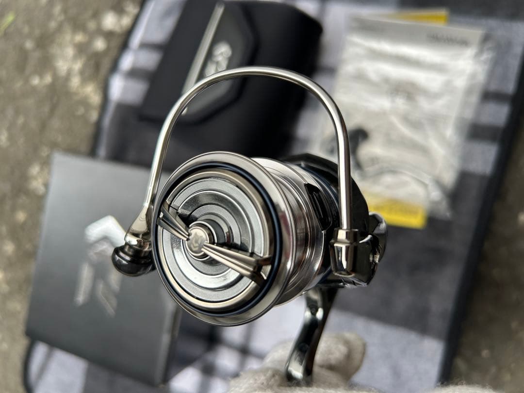 な*ぎ様 DAIWA 18イグジスト 18EXIST LT2500 スピニングリ