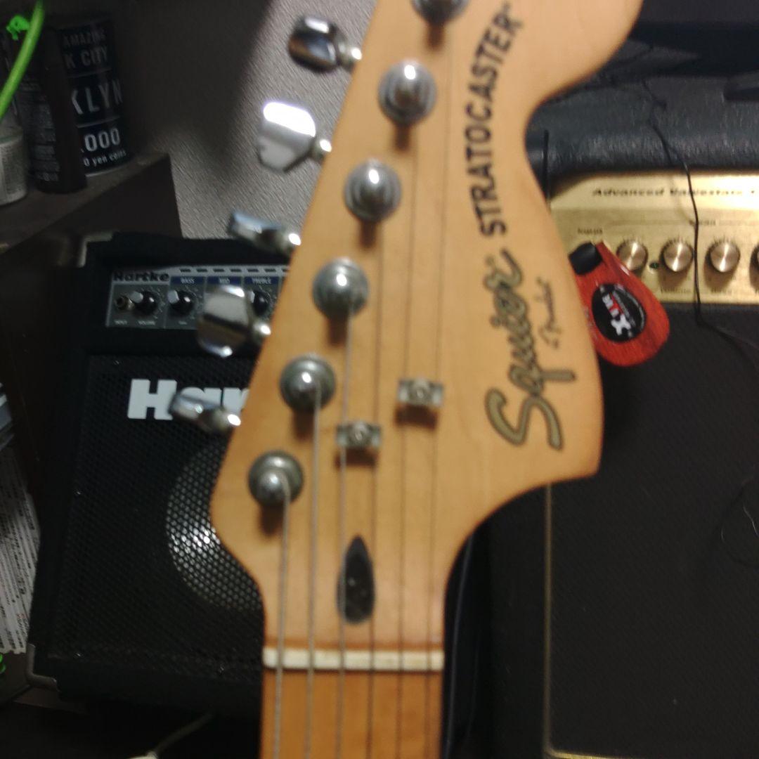 Squier Stratocaster サンバースト