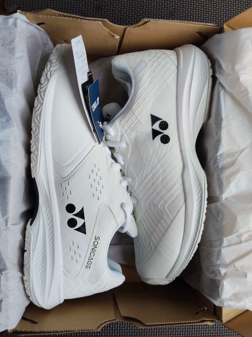 YONEX パワークッションソニケージ　25.5