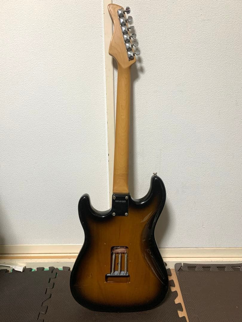 FERNANDES フェルナンデス ST ストラトキャスター ストラト SB