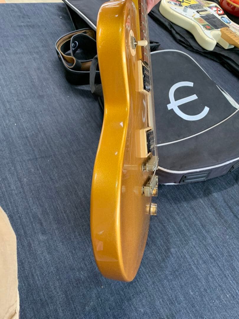 Epiphone Les Paul Standard GOLD TOP　ギター