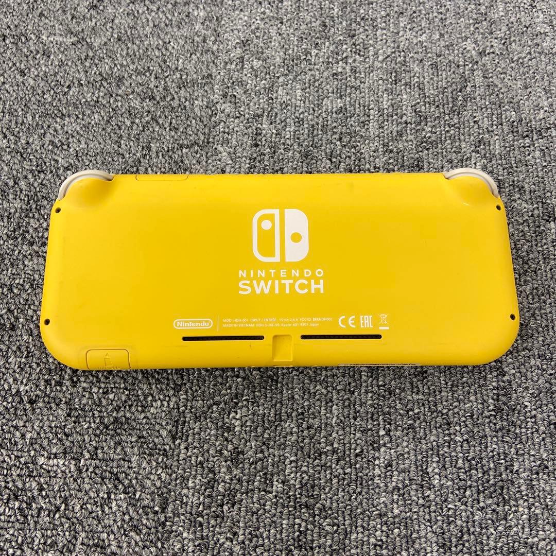 Nintendo Switchライト　イエロー
