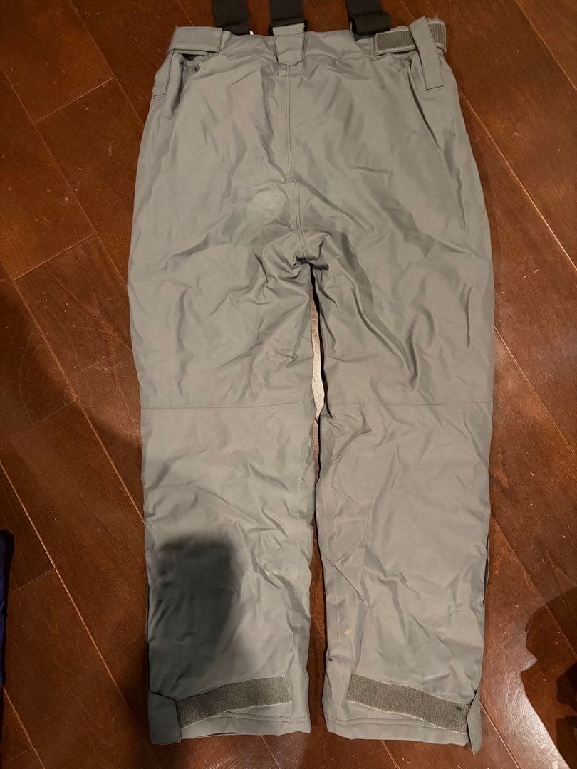 ダイワGORE-TEXウインタースーツフード付きジャケット 紫色