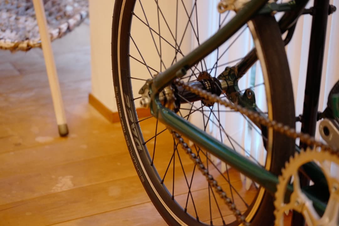 WHITE INDUSTRIES/ALEXRIMSリヤホイール 20(451)