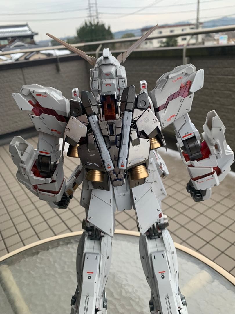 メガサイズ　1/48 ユニコーンガンダム　作成中