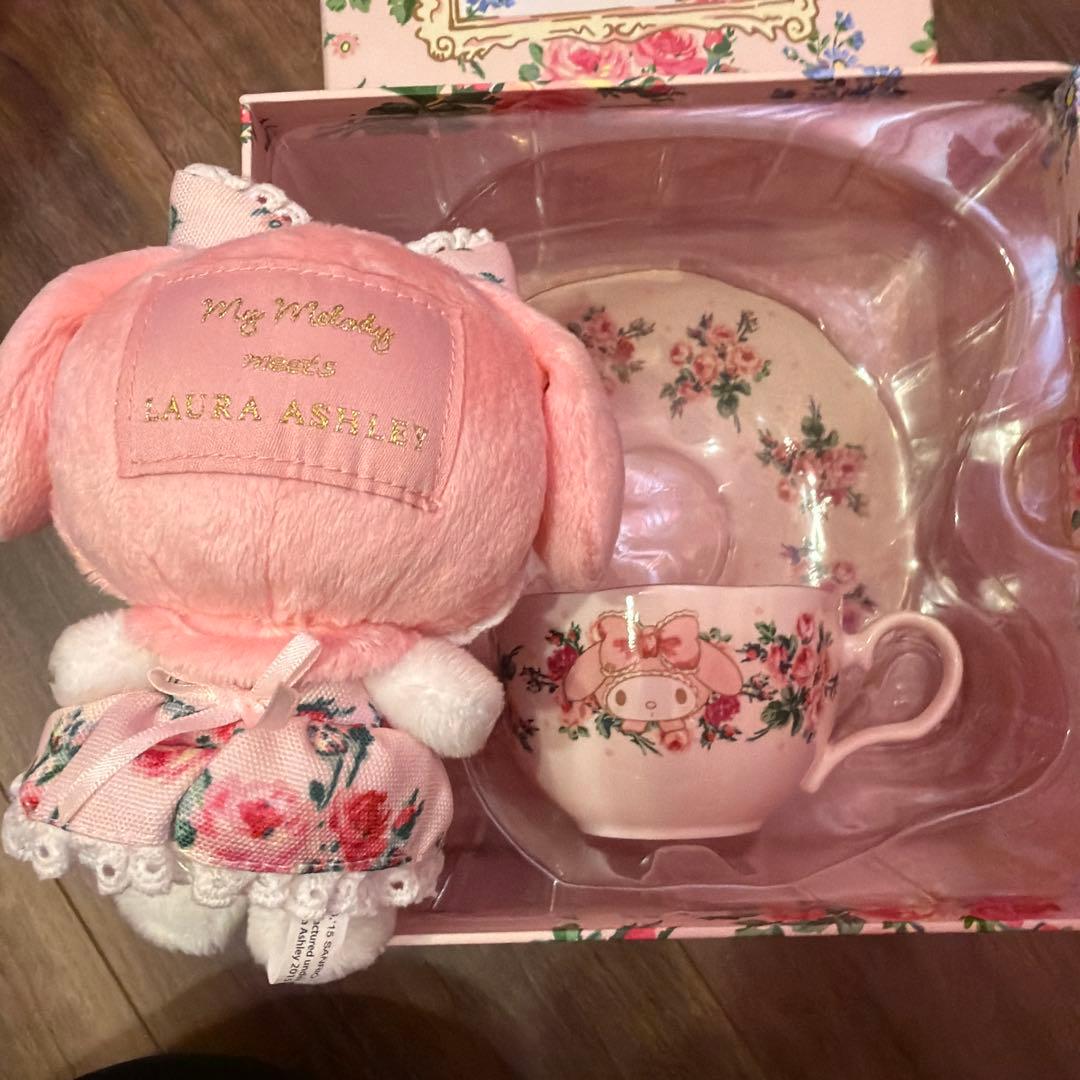 マイメロ　LAURA ASHLEY