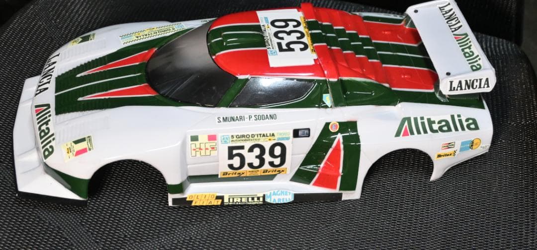 ラジコン　ボディーカバー ホイル付　その２