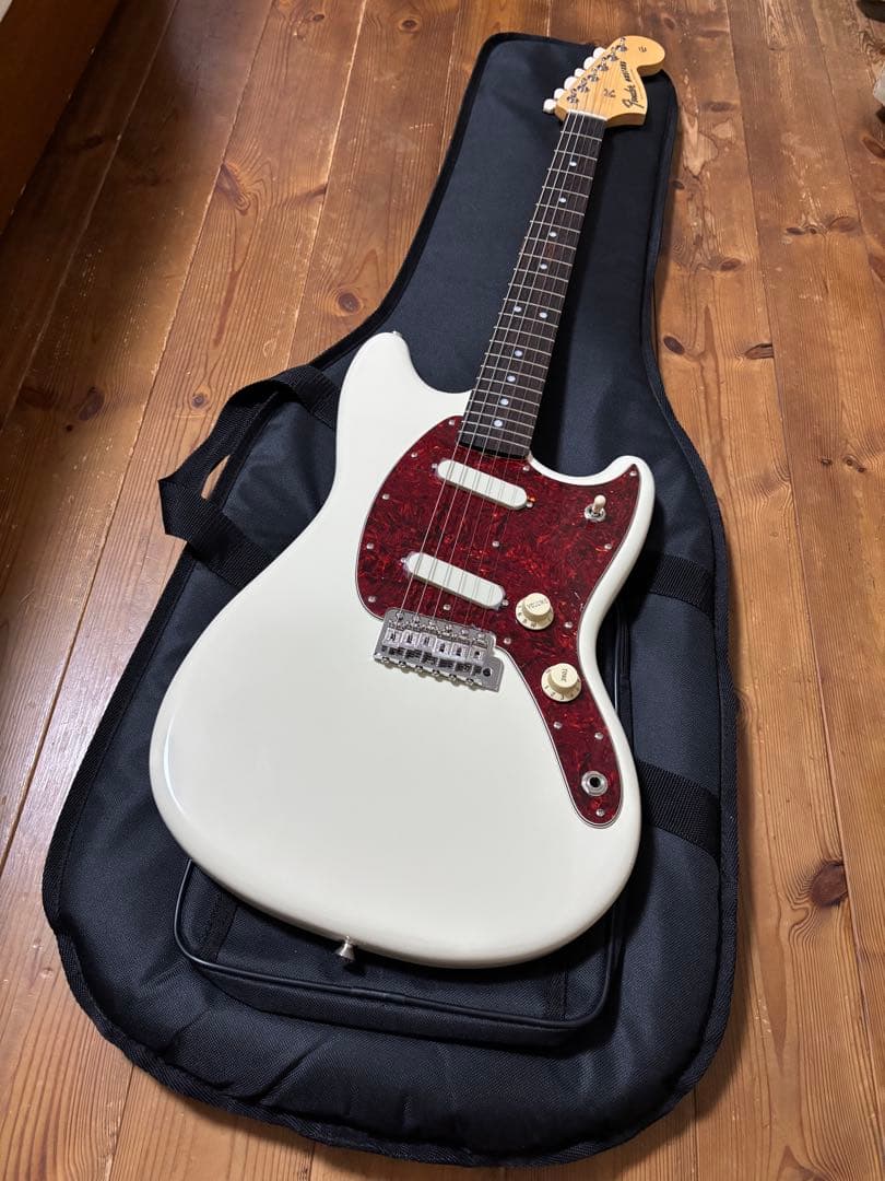 美品！Fender CHAR MUSTANG チャー ムスタング