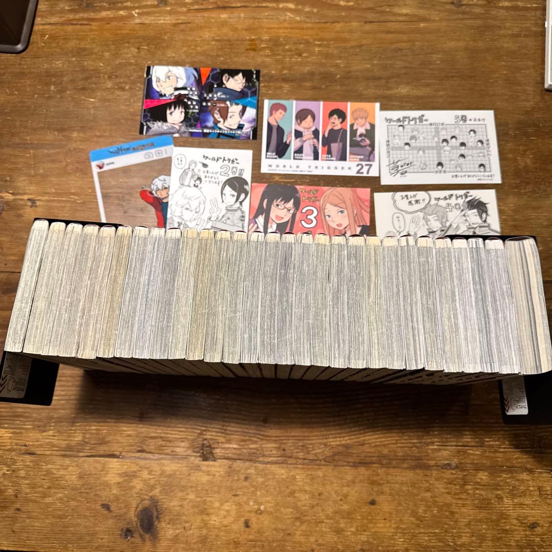 初版　ワールドトリガー　1巻〜28巻　帯付き　全巻セット　公式ブック付き