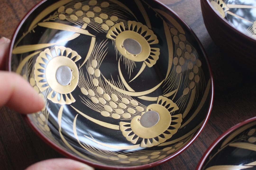 デッドストック！深みある糸目紅溜塗に極上稲穂福来雀蒔絵のお椀2点（検輪島塗雑煮椀