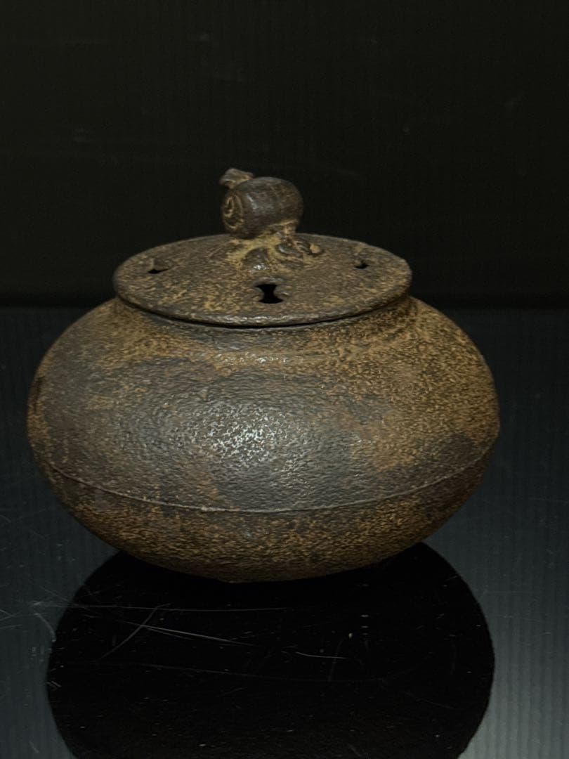 希少 古鉄 高橋萬治 造 在款 透蓋 丸型 香炉 桐共箱付 茶道具 南部