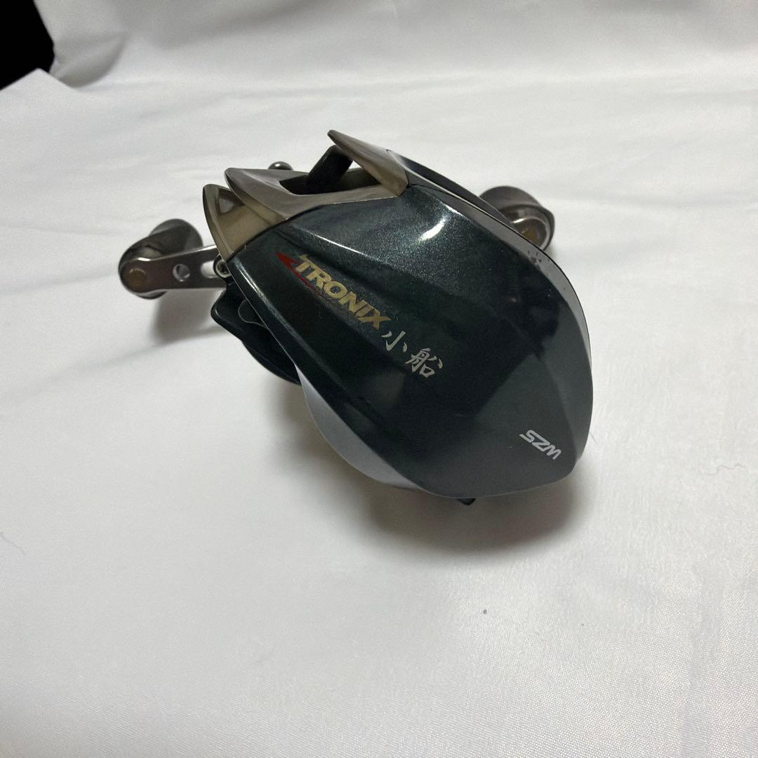 スピニングリール　ベイトリール 4点セット