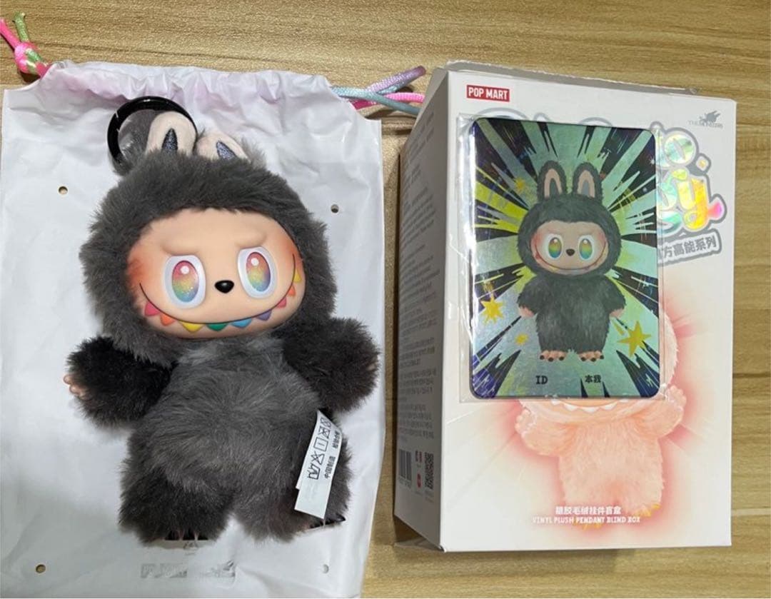 【正規品・未開封】Labubu Big into Energy