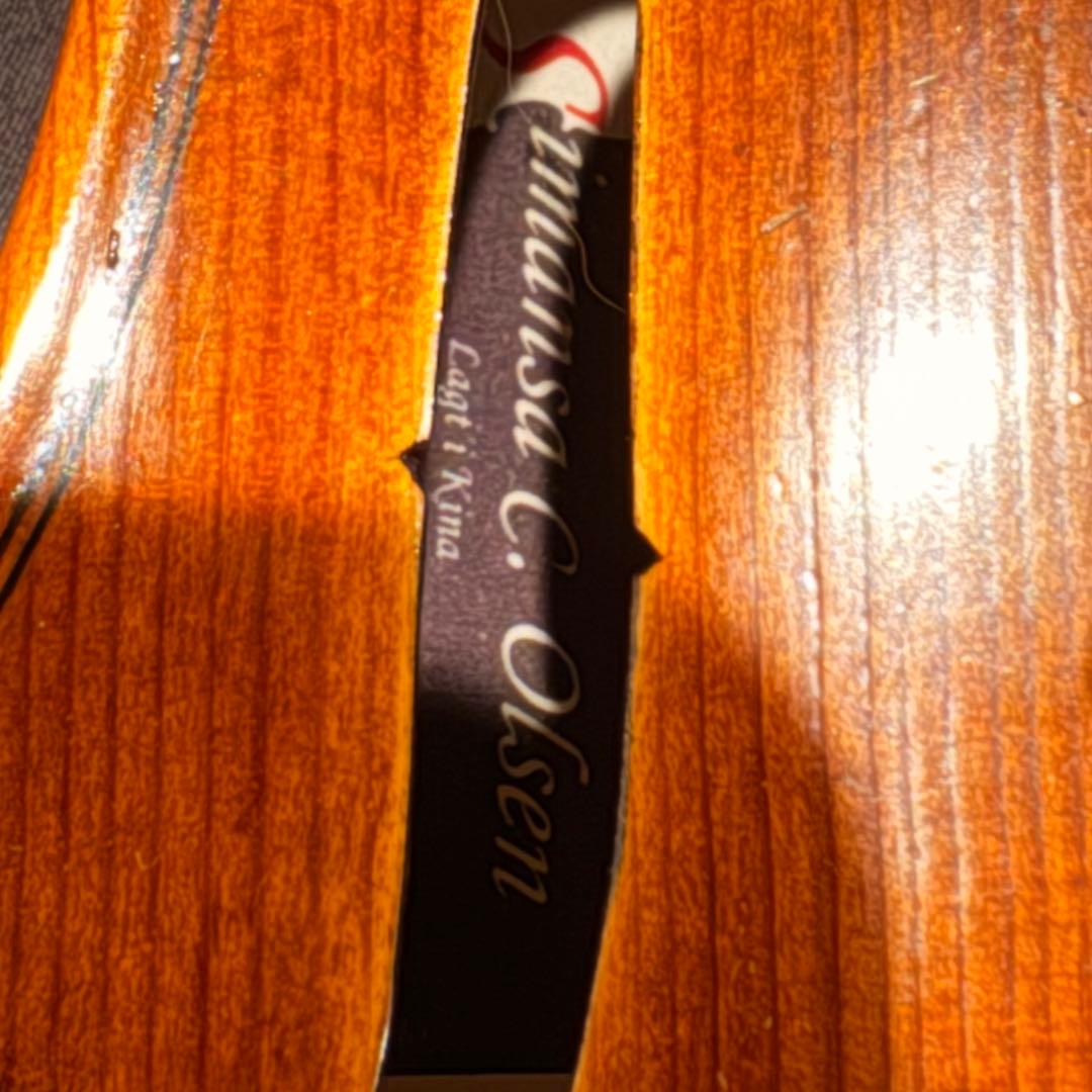 バイオリン　個人作家　Simansa Olsen