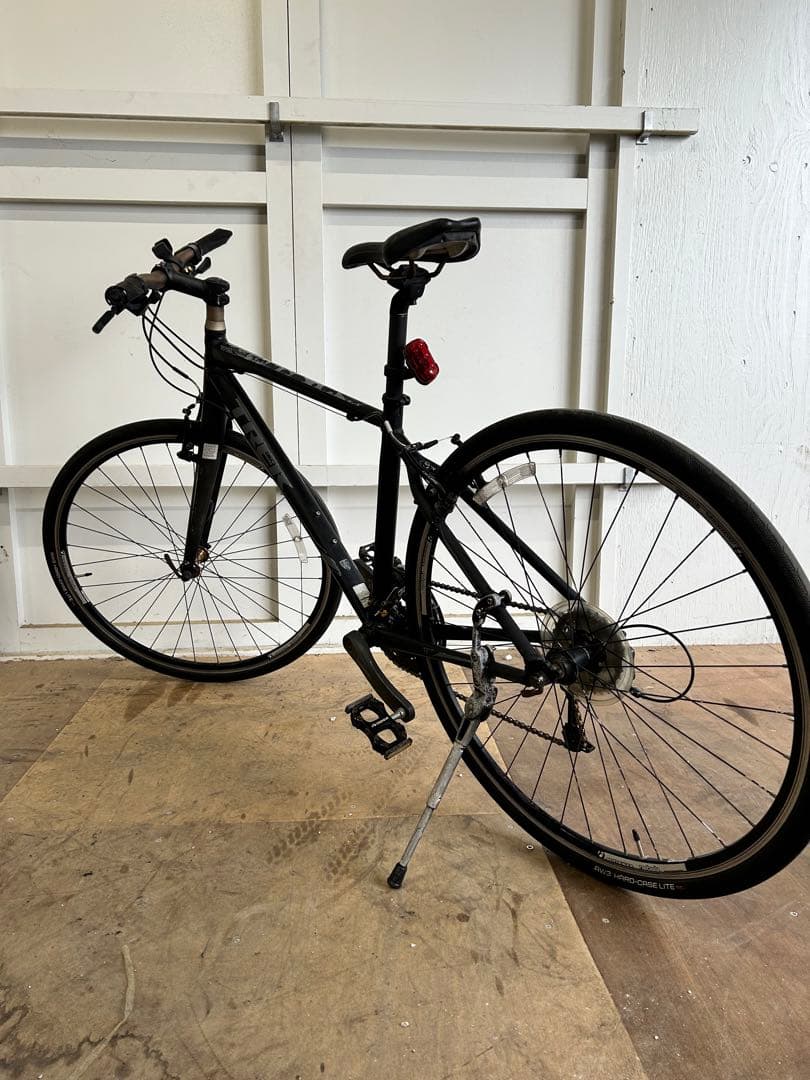 【カーボン】TREK クロスバイク SHIMANO 27段 トレック シマノ