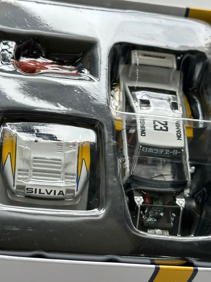 トミカリミテッドヴィンテージ　シルビアターボ　スーパーシルエット 1984年型