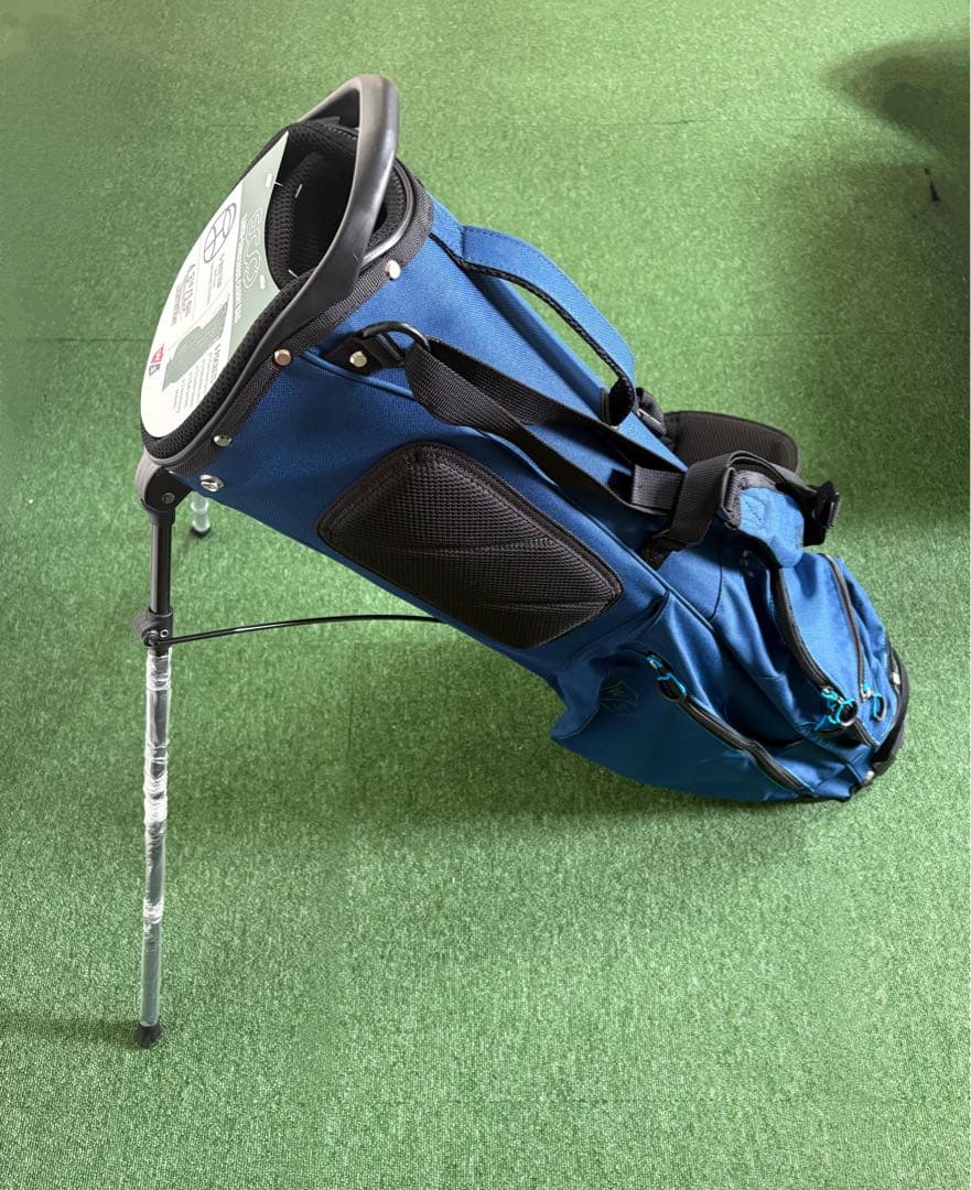 Wilsonスタンド付きゴルフバッグ