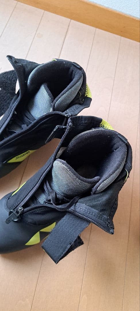 クロスカントリーブーツ　23.5 FISCHER