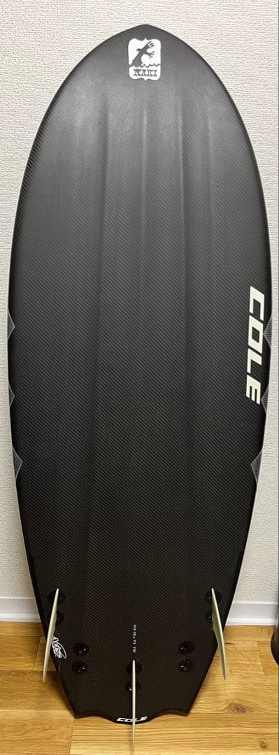 AVISO COLE サーフボード　カーボン