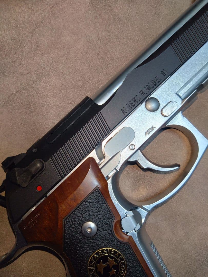 東京マルイ　サムライエッジ　アルバート・W・モデル01 バイオハザード