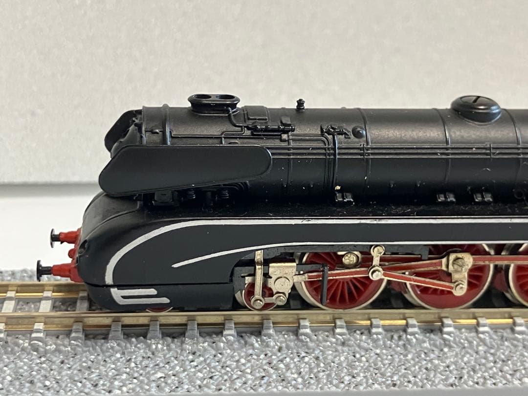 DBドイツ鉄道 BR10 001 蒸気機関車