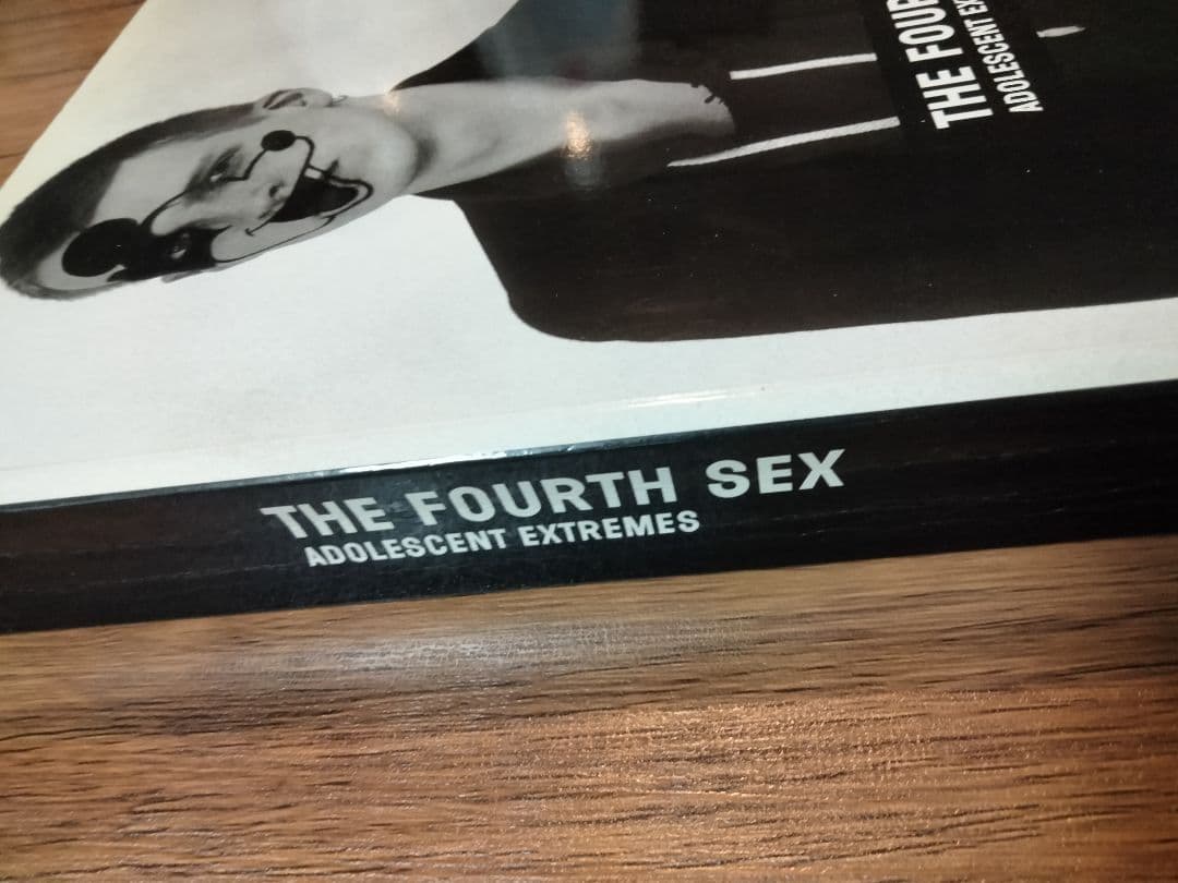 THE FOURTH SEX／Raf Simons ラフ・シモンズ