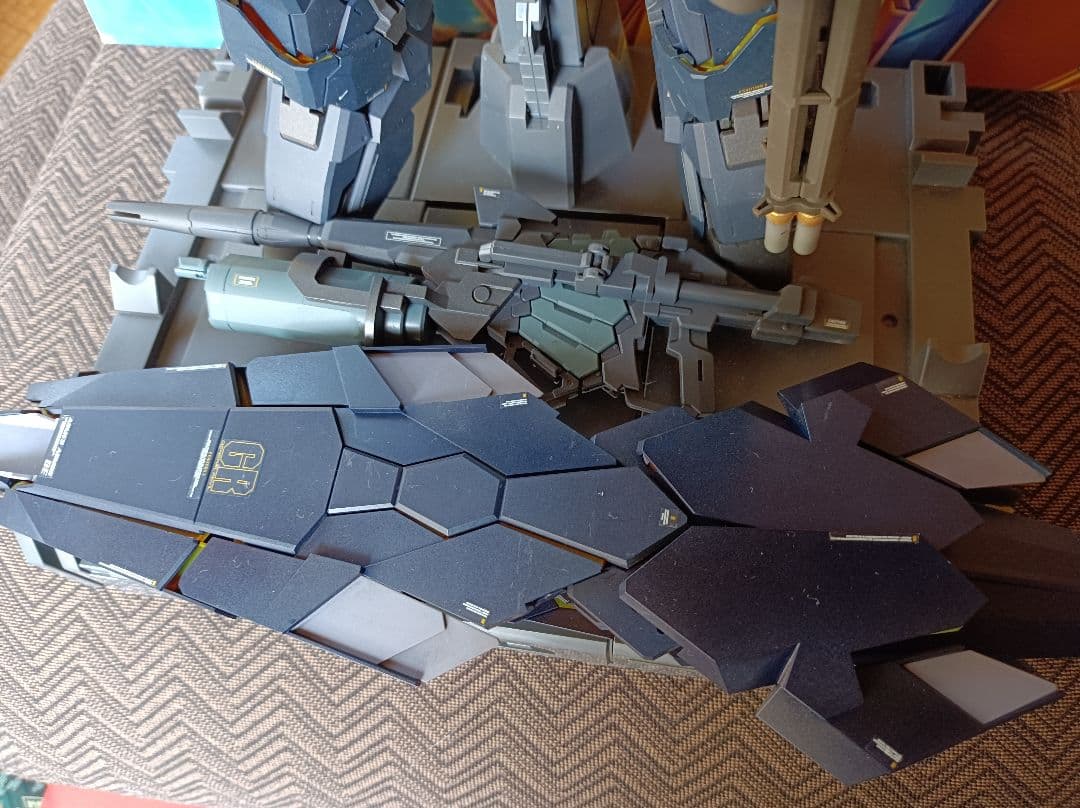 ユニコーンガンダム PGバンシィ　全塗装　美品