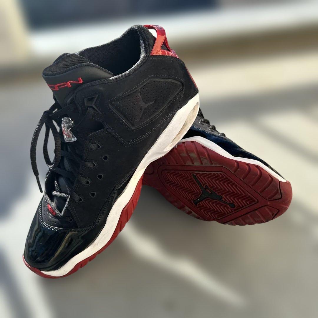 ナイキ　AIR JORDAN11 us11