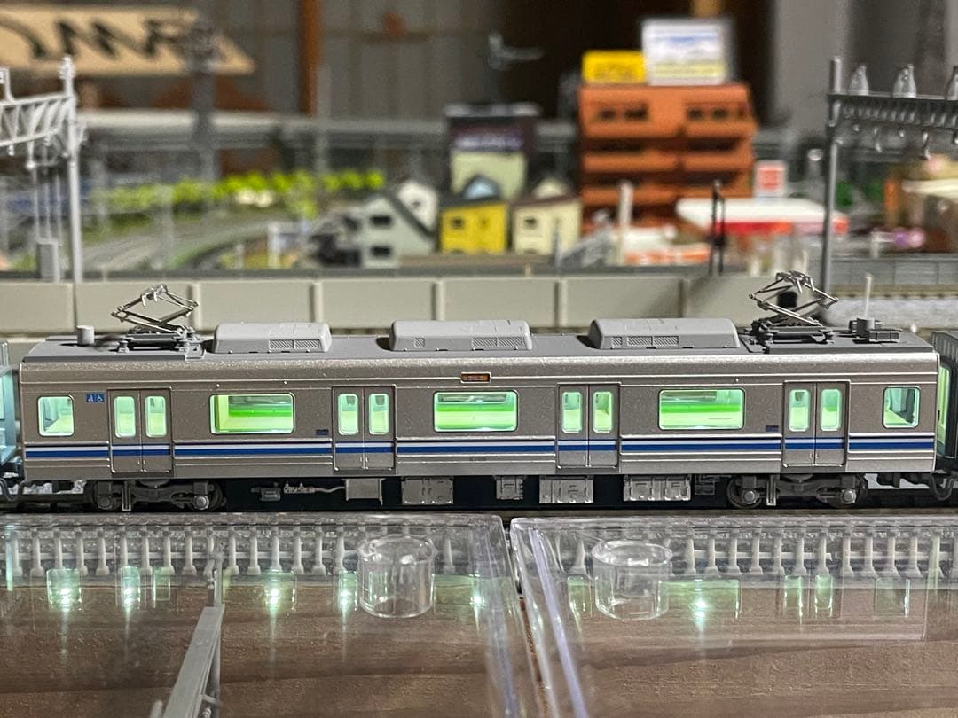 ポポンデッタ6035福岡市交通局2000系3段帯使用　ポポンデッタ室内灯付き