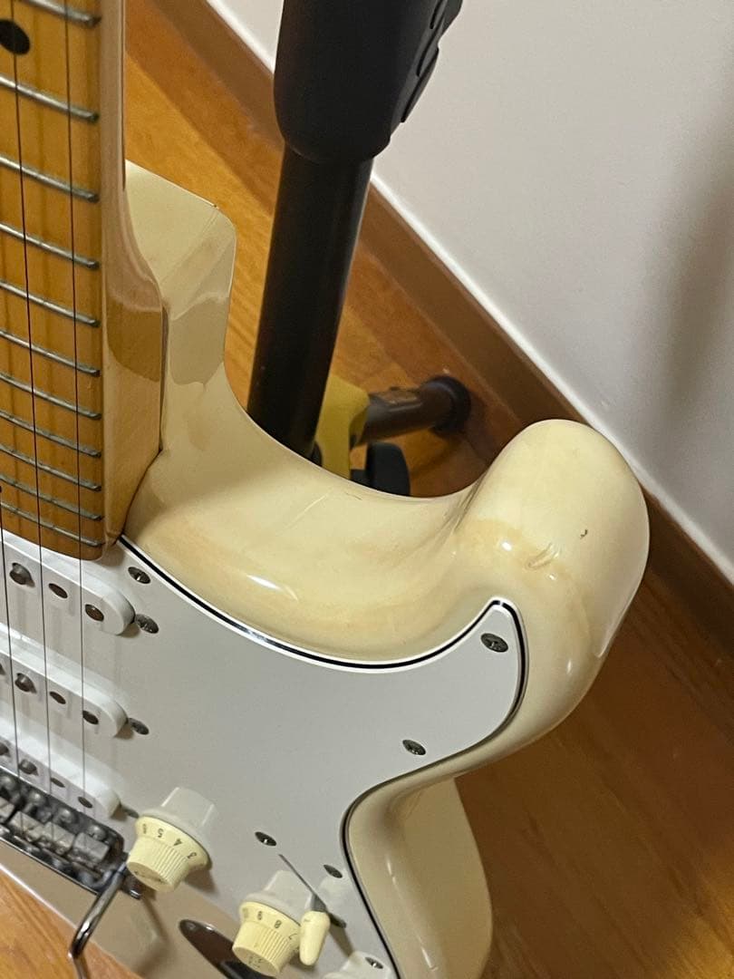 ギター Fender Japan ST68-85TX Stratocaster VWH