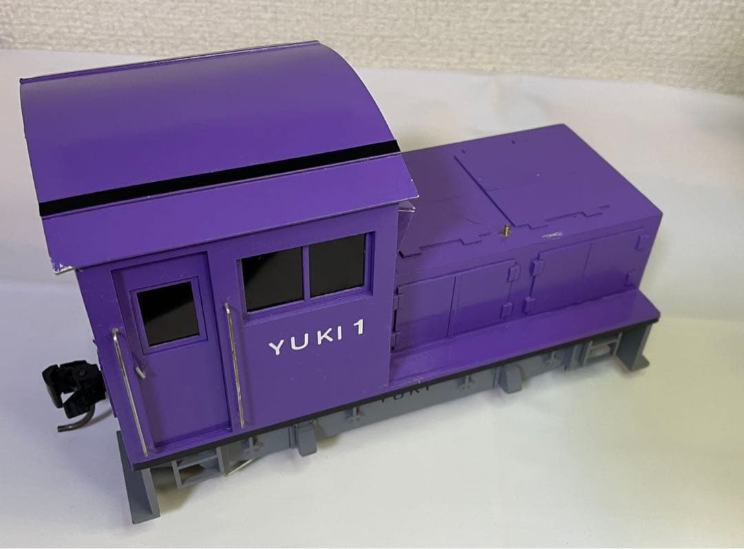 Gゲージ 小型ディーゼル機関車 + 貨車