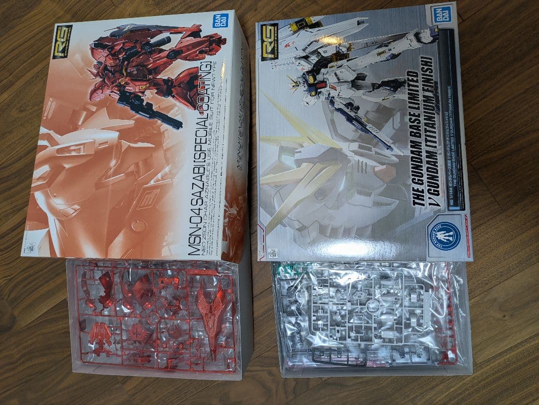 rg　ガンプラ　プレミアムバンダイ　チタニウムフィニッシュ