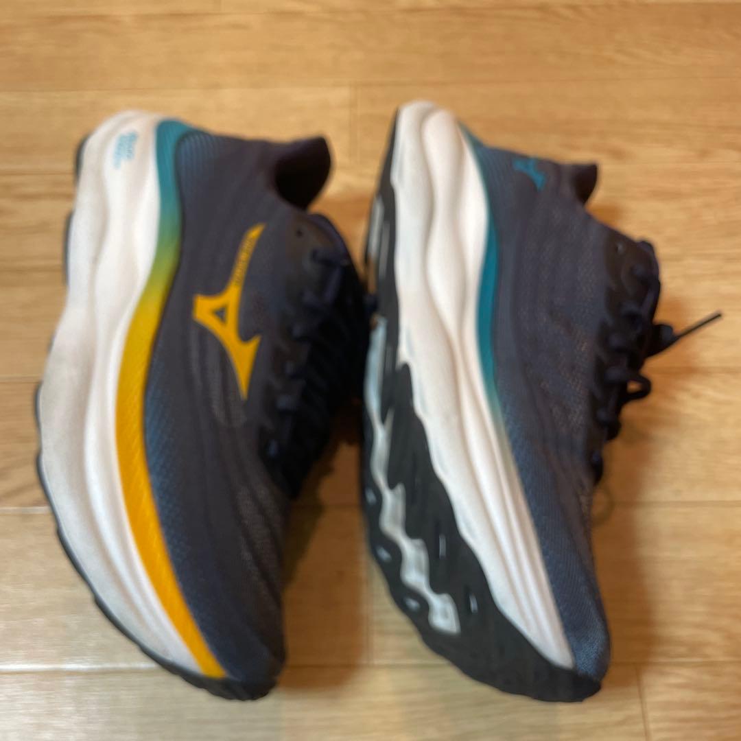 ミズノ MIZUNO ウェーブスカイ9 メンズ　ランニング　シューズ　27cm