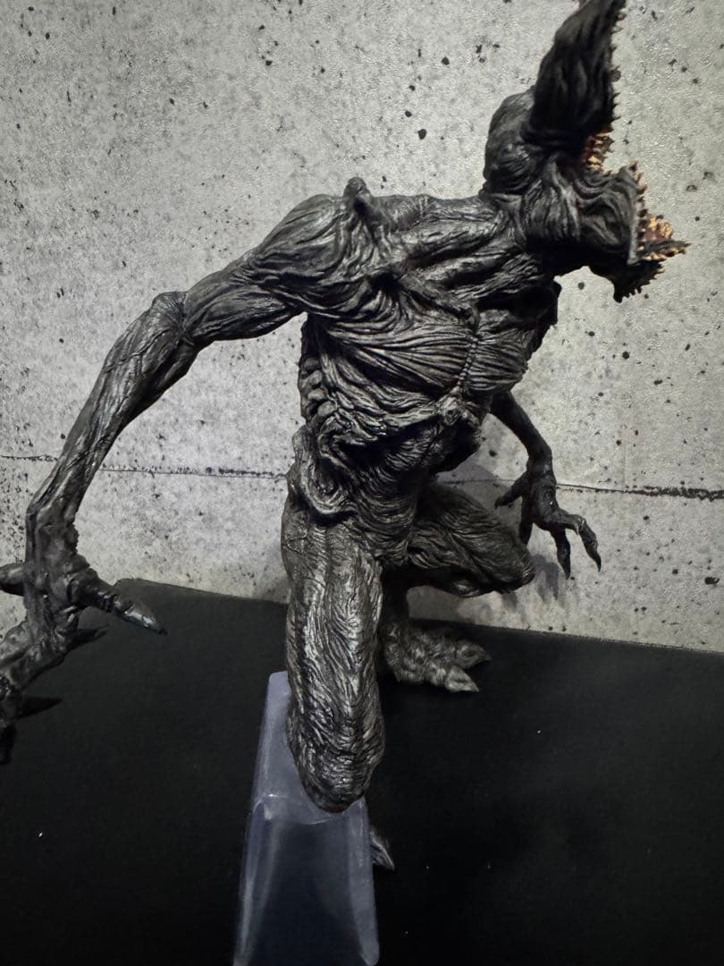 1番くじ　ストレンジャーシングス　デモゴルゴン　リペイント　フィギュア