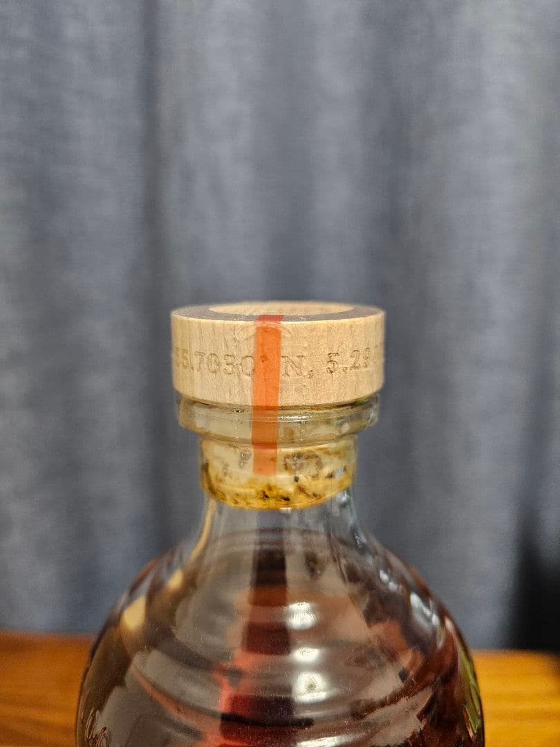 アラン 蒸留所限定 シングルカスク 25年：大変貴重な初期リリース