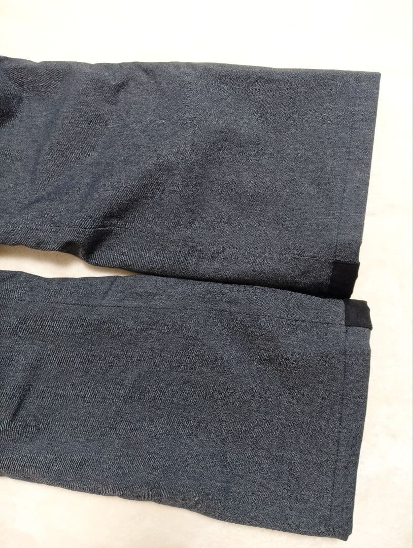 極美品　140 150 上下セット　BURTON 　スキーウェア