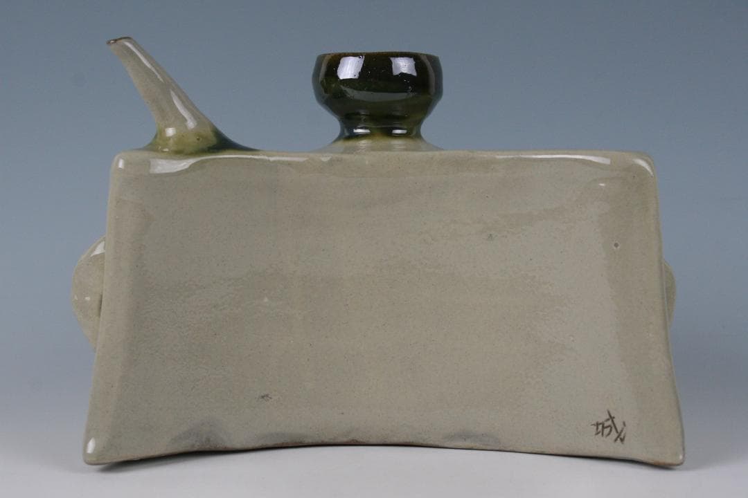 琉球壺屋焼 登り窯 金城敏幸　窓絵双魚文抱瓶（大）