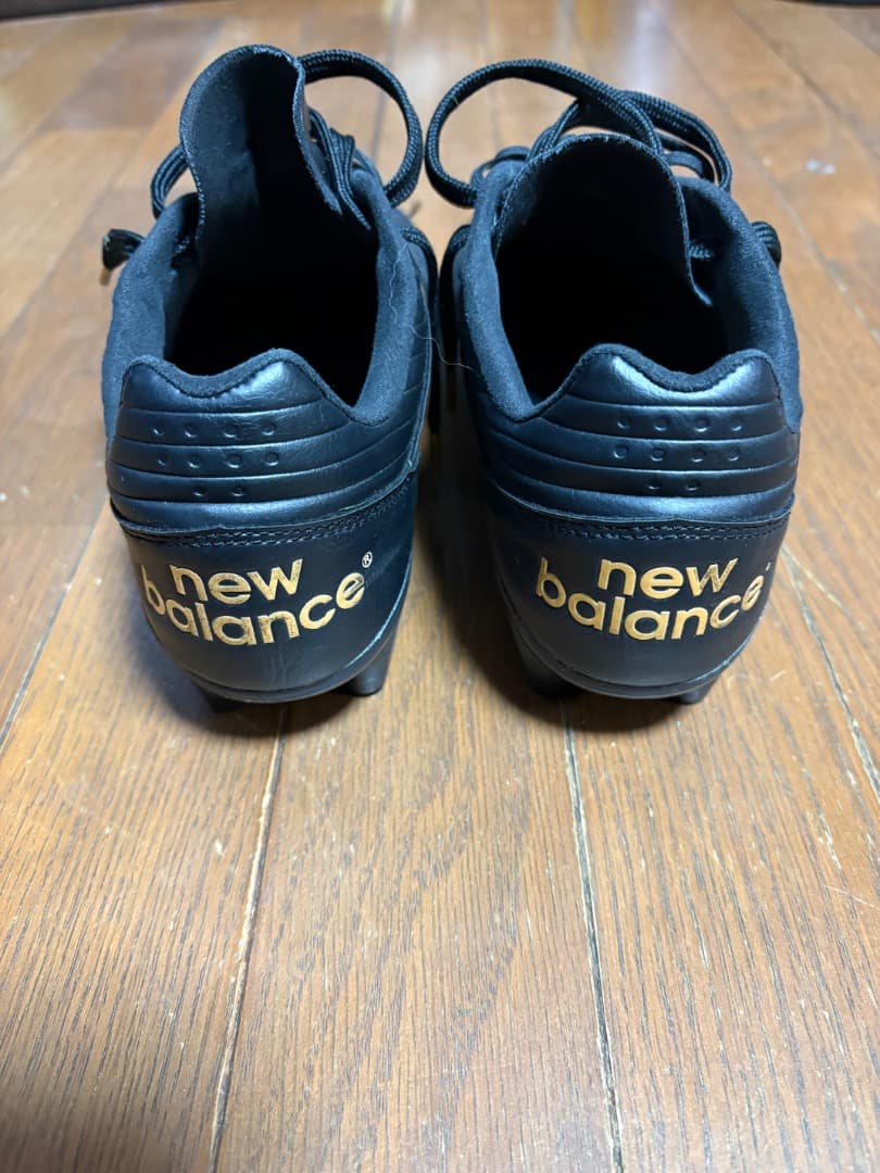 26.5㎝　New Balance サッカースパイク ブラック/ゴールド