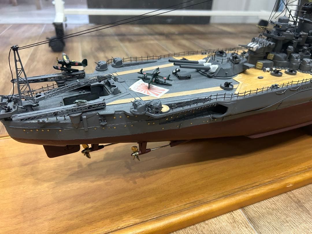 【美品】艦船モデル 1/700 スケール ディスプレイケース付き