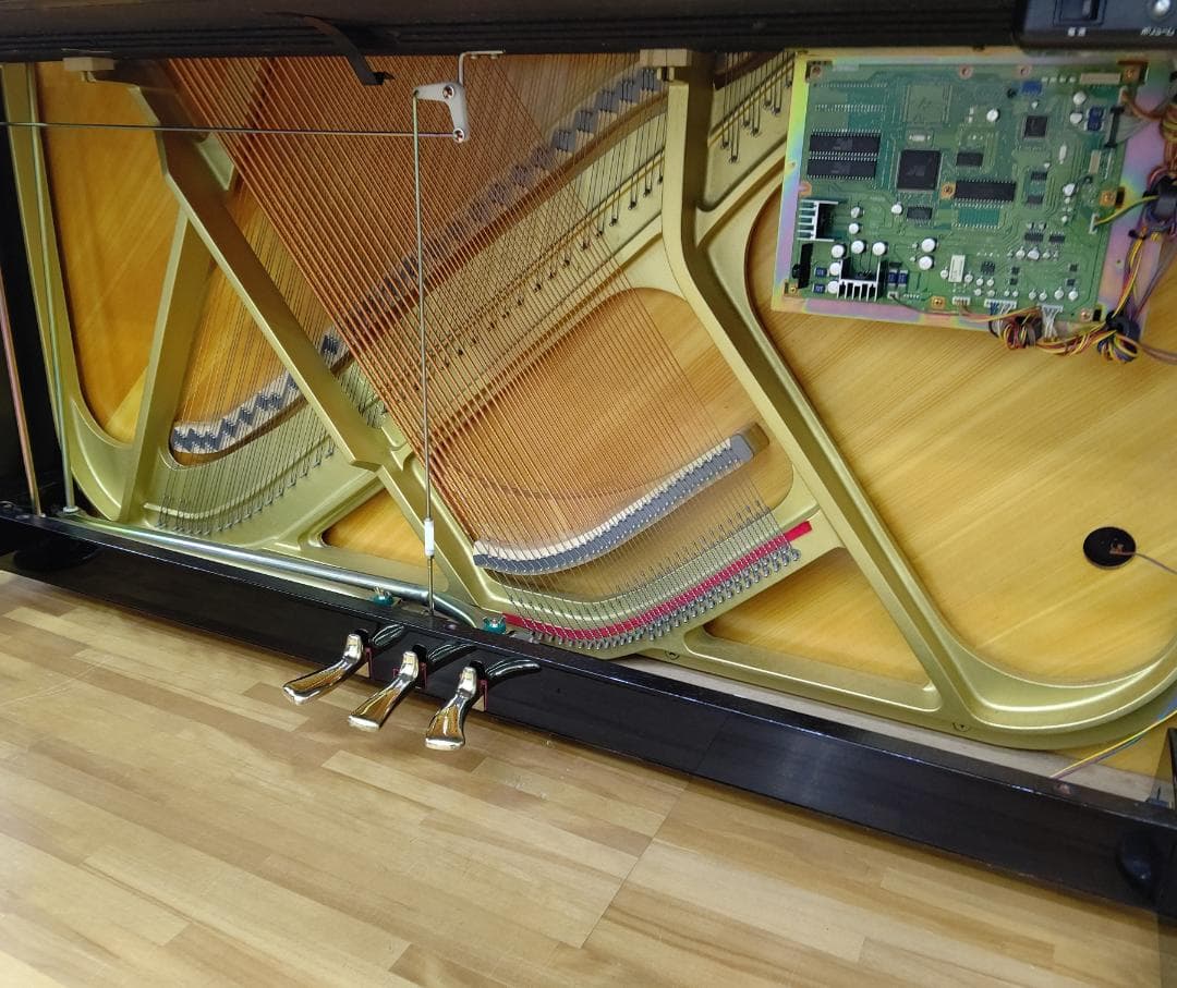 ヤマハサイレントピアノ U50SX【小型 /消音機能内蔵 /内外装整備済】